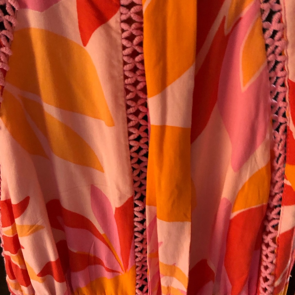 Vibrant Backless Dress - Picture 2 of 5